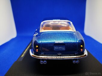 Predám zberateľský model Ferrari 250 GT Berlinetta 1:24 - 3