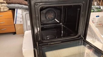 Set vstavaná rúra + plyn. varná platňa zn. MORA - 3