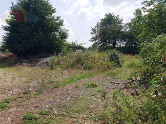  Na predaj stavebný pozemok pre komerčné účely - 2 500 m2  - 3