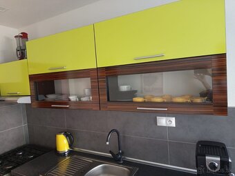 Kuchynská linka - 3