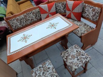 Jedálenský stôl - 3