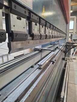 Ohraňovací lis Durma AD-R 60220 (8940) - 3