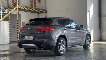Alfa Romeo Stelvio 2.0 GME AWD Sr1 dph - 3