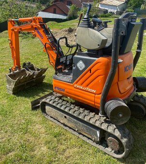 Minibager Kobelco E9SR - 3