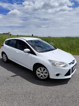 Ford 1.0 ecoboost 74kw.2013/7 94200km - 3