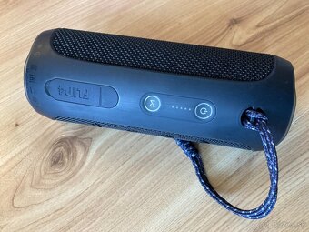 Prenosný reproduktor JBL Flip 4 - 3