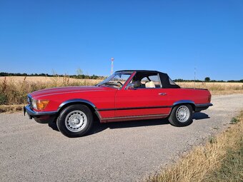 Mercedes SL W107 - 3