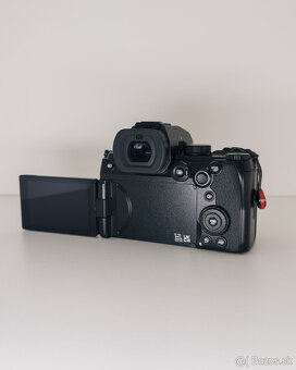 Panasonic LUMIX S5II - 3