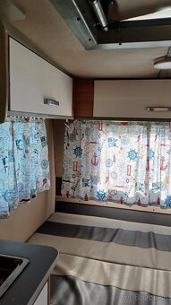 Obytný príves - karavan - 3