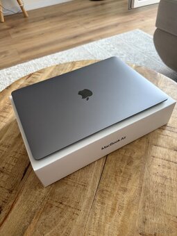Apple Macbook Air M1 13” 8/512GB Silver , SK lokalizácia - 3