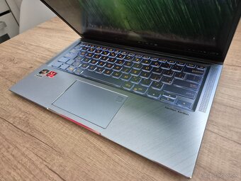 Asus Zenbook UM431 /Ryzen 5-3500U/8GB RAM/FHD IPS/512GB SSD - 3