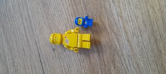 Lego spaceman - 3