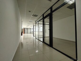 Prenájom kancelárie, Žilina - Vlčince, Cena: 1100€ - 3