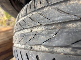 Predám komplet pneu kolesa195/65r15 - 3