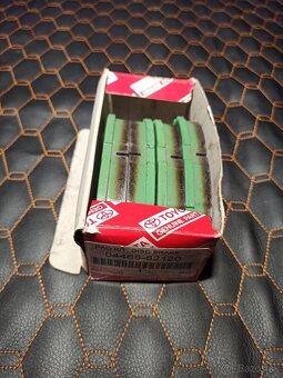 Predné brzdové doštičky OEM Toyota Prius, Celica - 3