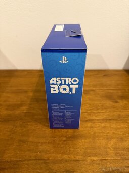 DualSense Astro Bot Joyful Limited Edition - 3