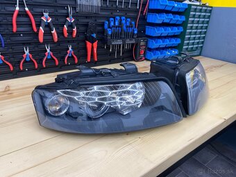 Audi S4 B6 Bi-xenon - 3