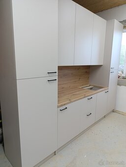 Kuchynská linka - 3