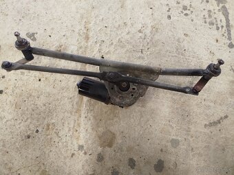 Mechanizmus stieračov a motor BMW 3 (E36) - 3