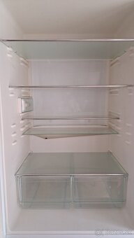 Chladnička 222 litrová LIEBHERR - 3