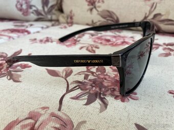 Slnečné okuliare značky Armani - 3