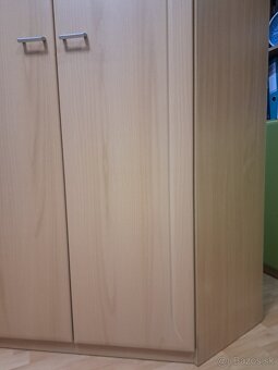 Veľká rohová skrin̈a 94x94, v200 - 3