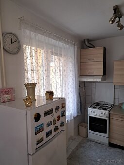 Prenájom - 2 izbový byt s balkónom- sídlisko Lány - 3