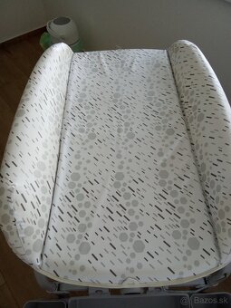 Prebalovaci pult s vanickou zn.Chicco - 3