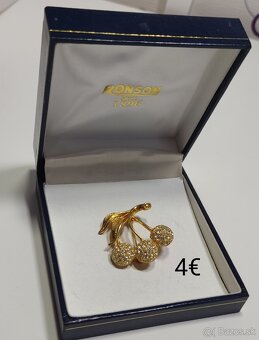 Mix starších a novších brošní - 3