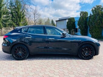 Maserati Levante SQ4 gransport 3.0 V6 316kw 430hp, rv2020 - 3