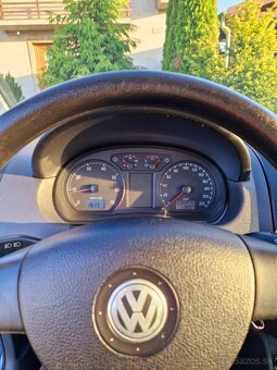 Volkswagen polo 1,4 benzín (2008) - 3