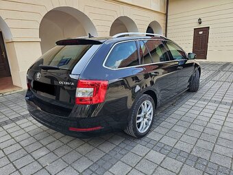 Škoda Octavia Combi 2.0 TDI DSG F1 Sport ACC DVD R17 Orig.KM - 3
