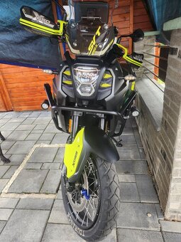 Qjmotor svt650x - 3