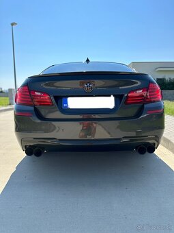 Predám BMW 550i - 3
