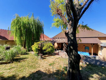 Rodinný dom s garážou na PREDAJ – Koplotovce (okres Hlohovec - 3