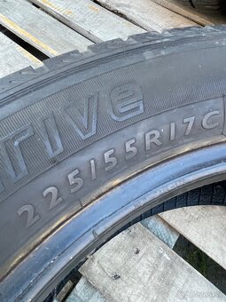 Dunlop 225/55 R17C 4x=150 - 3