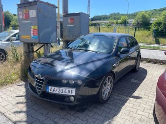 Rozpredám na ND Alfa Romeo 159 2,4 154kw Q4 - 3