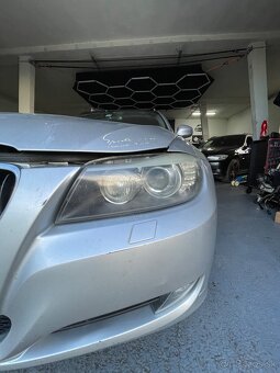 Rozpredam Bmw E91 lift 320d N47 130kw bixenon - 3