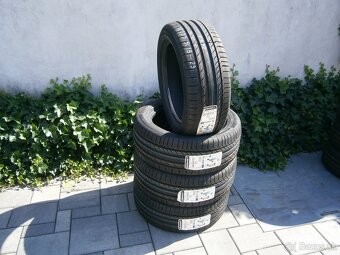 Predám 4x letné nové pneu Continentál 235/50 R18 97VXL - 3