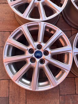 Orig. Hliníkové disky Ford R17,5x108 - 3