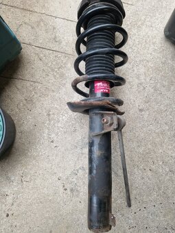 Tlmiče Škoda Superb 2 - 3