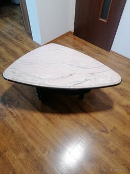 Konferenčný stolík - 3