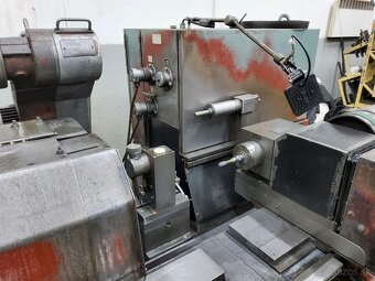 Bruska na otvory ČZM BDU 250A (7426) - 3