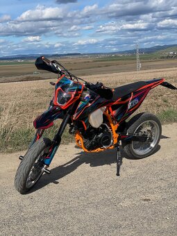 Supermoto KTM 625 - 3