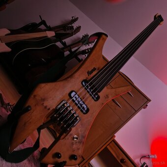 Basgitara basa 5 strunová fretless headless - 3