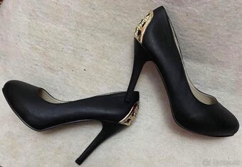 Elegantne cierne lodicky - NOVE - 3