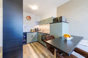 2-IZB. SVETELNÝ BYT 41 m², HORNÝ DVOR, SENEC - 3