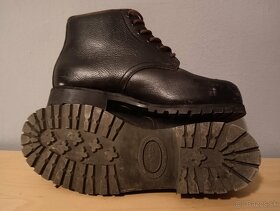 Topánky značky Rukanol - 3