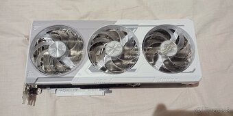 RX 9070 Asrock Steel Legend - 3