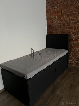 Na prenájom zariadený 2-izbový byt v centre mesta na Jesensk - 3